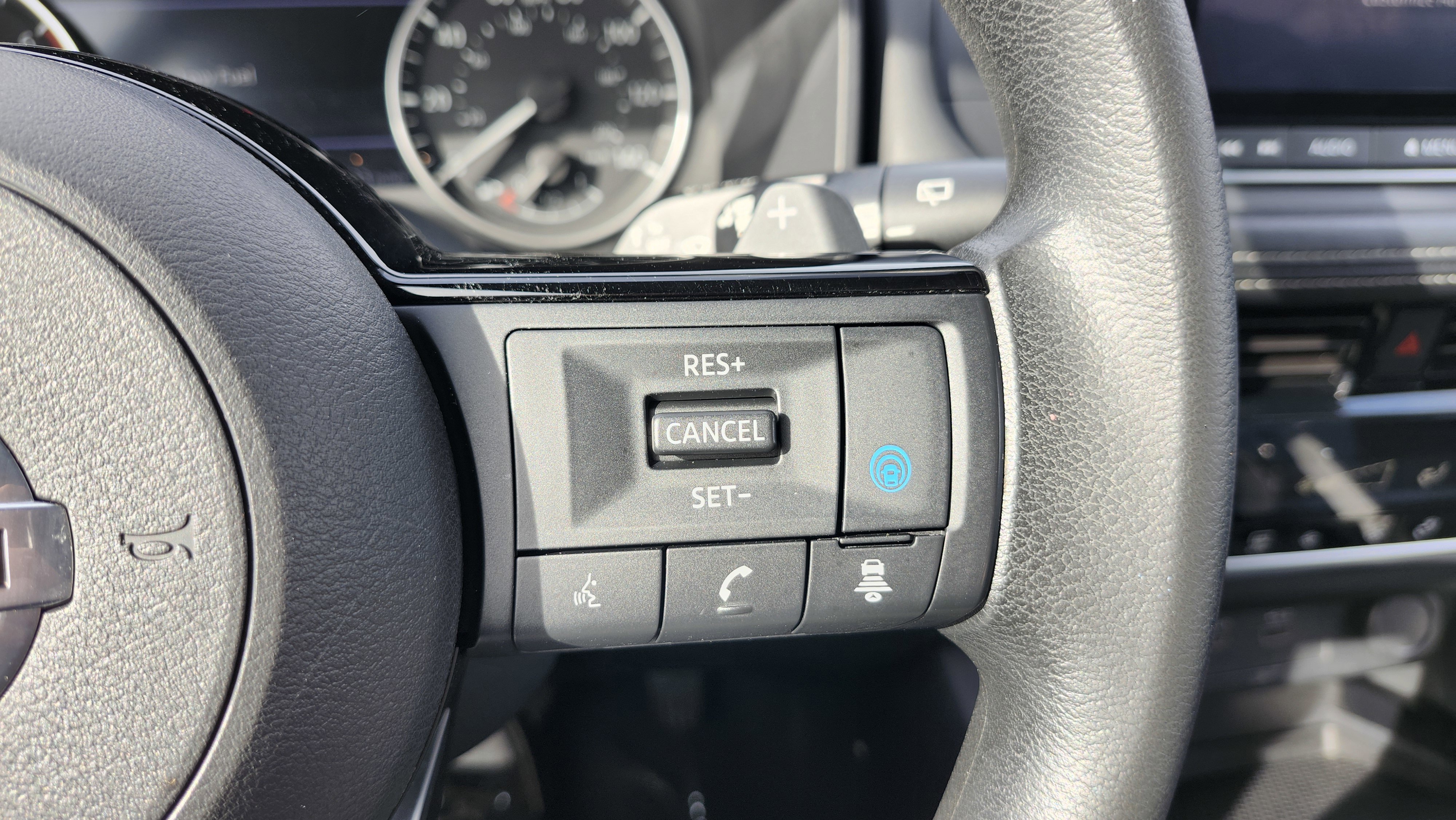 Used 2021 Nissan Rogue SV image 33