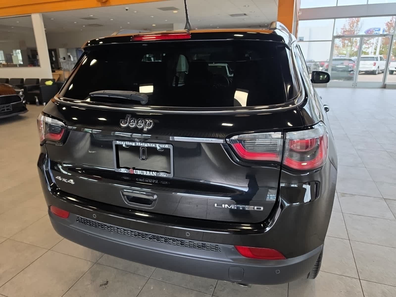 Used 2018 Jeep Compass Limited AWD/4WD image 8