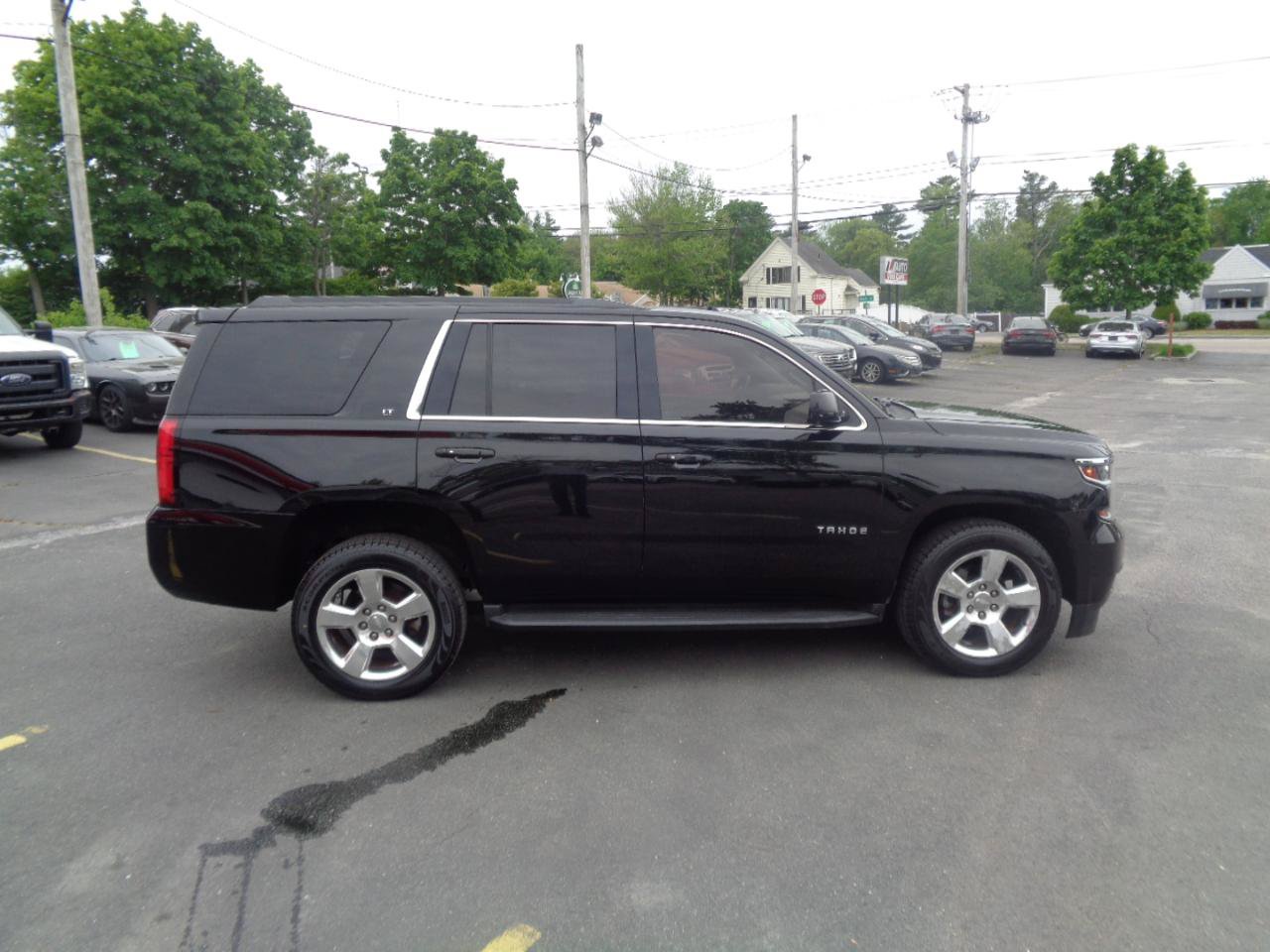 Used 2016 Chevrolet Tahoe LT w/ Luxury Package RWD image 15
