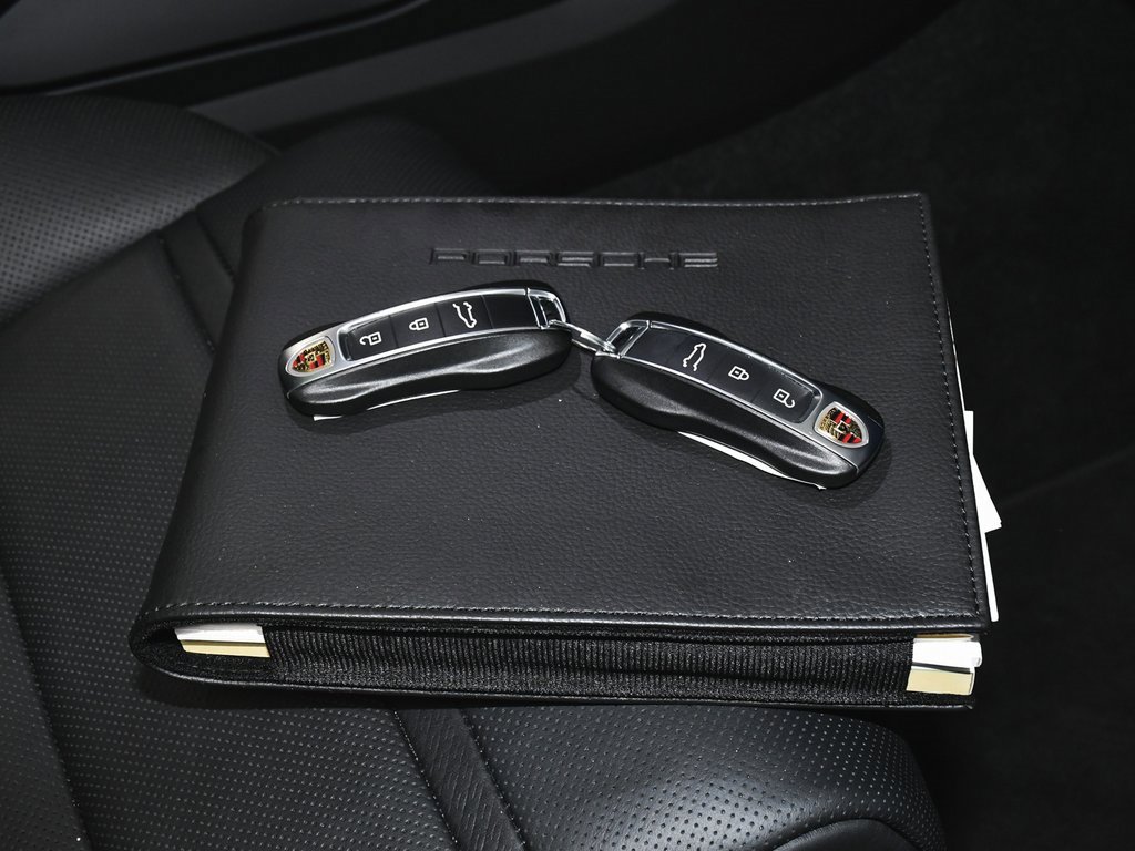 Used 2024 Porsche Cayenne S image 75