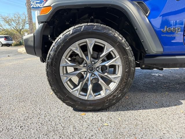 Used 2020 Jeep Wrangler Unlimited Willys image 30