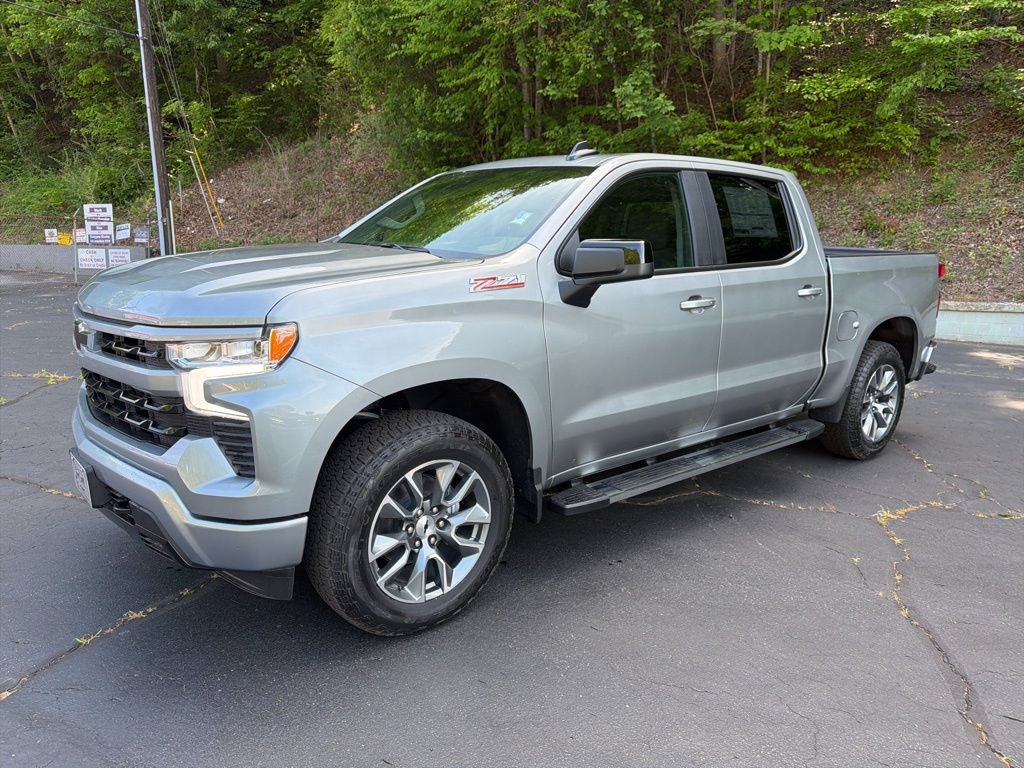 New 2026 Chevrolet Silverado 1500 RST AWD/4WD image 2
