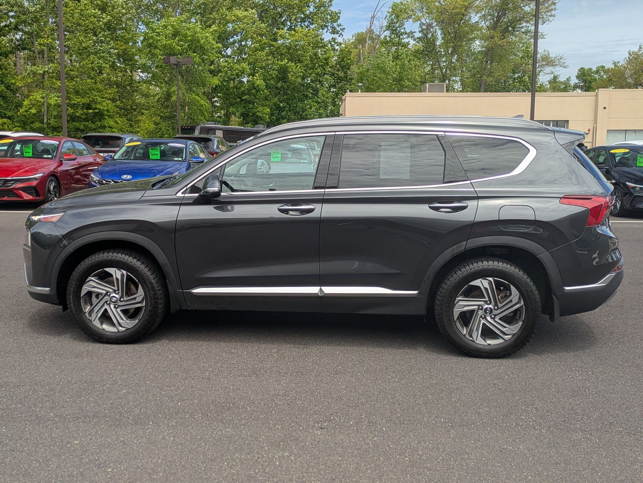 Certified 2023 Hyundai Santa Fe SEL w/ Premium Package AWD/4WD image 8