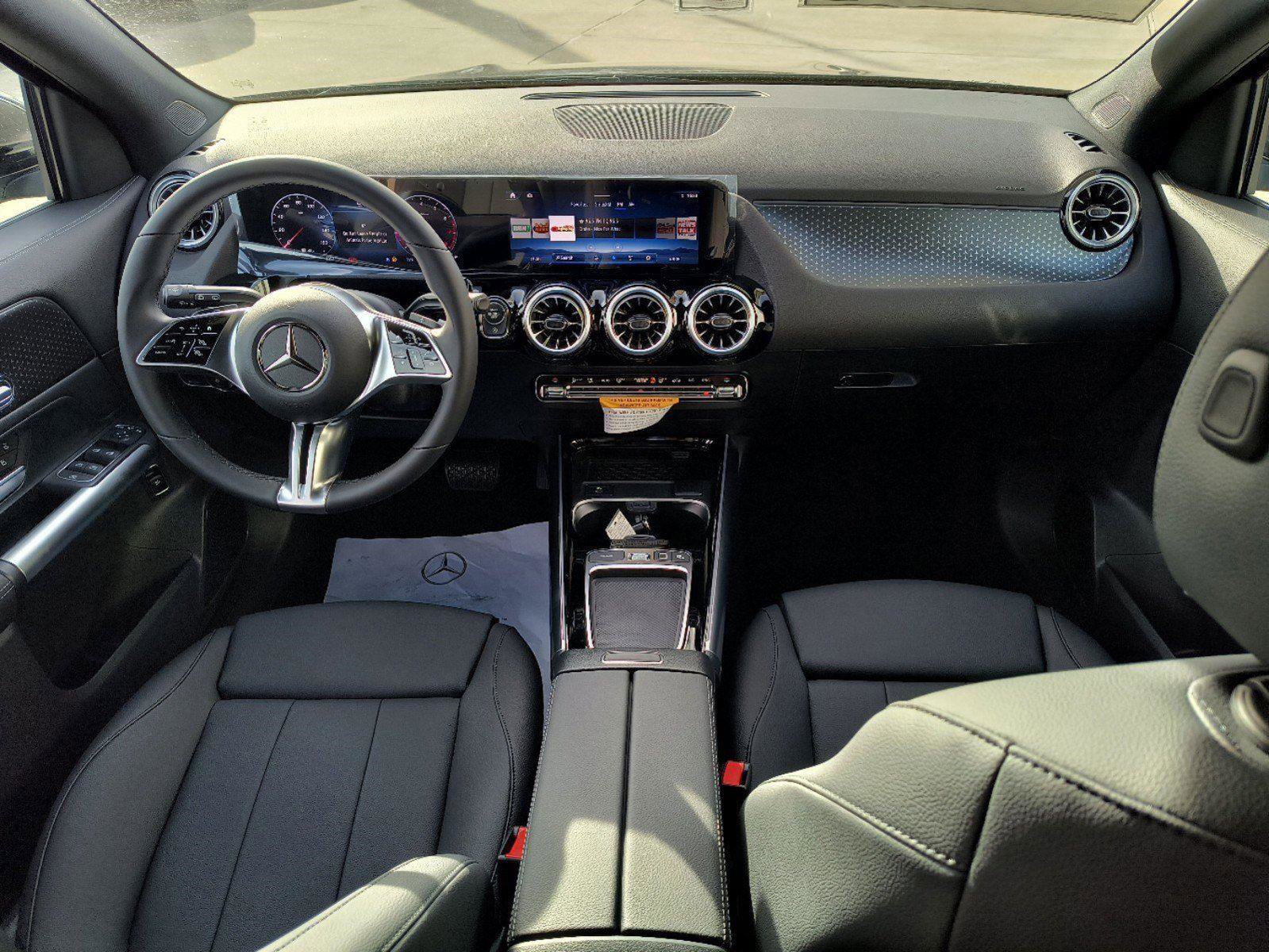 New 2025 Mercedes-Benz GLA 250 image 11