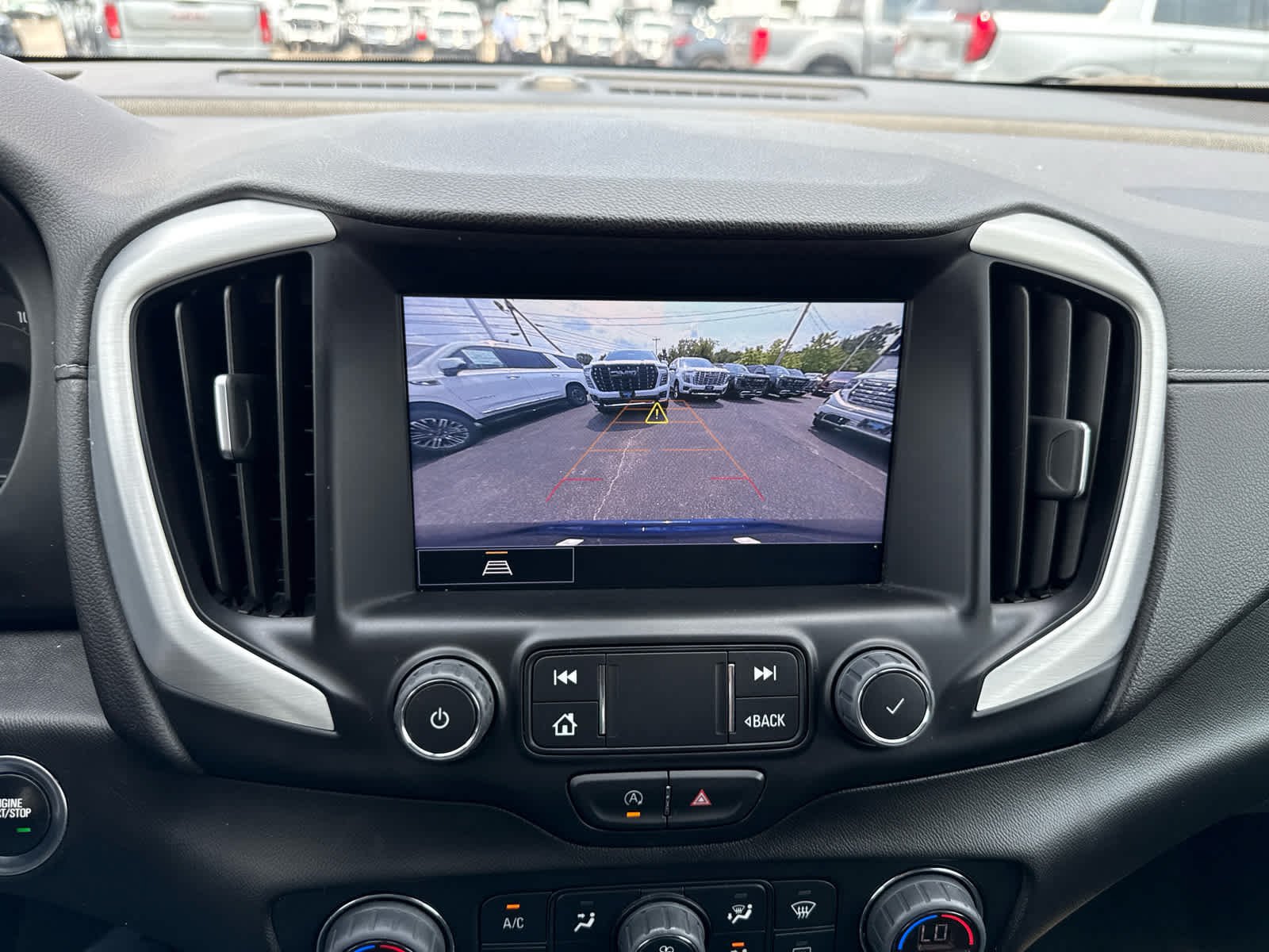 Certified 2022 GMC Terrain SLT AWD/4WD image 18