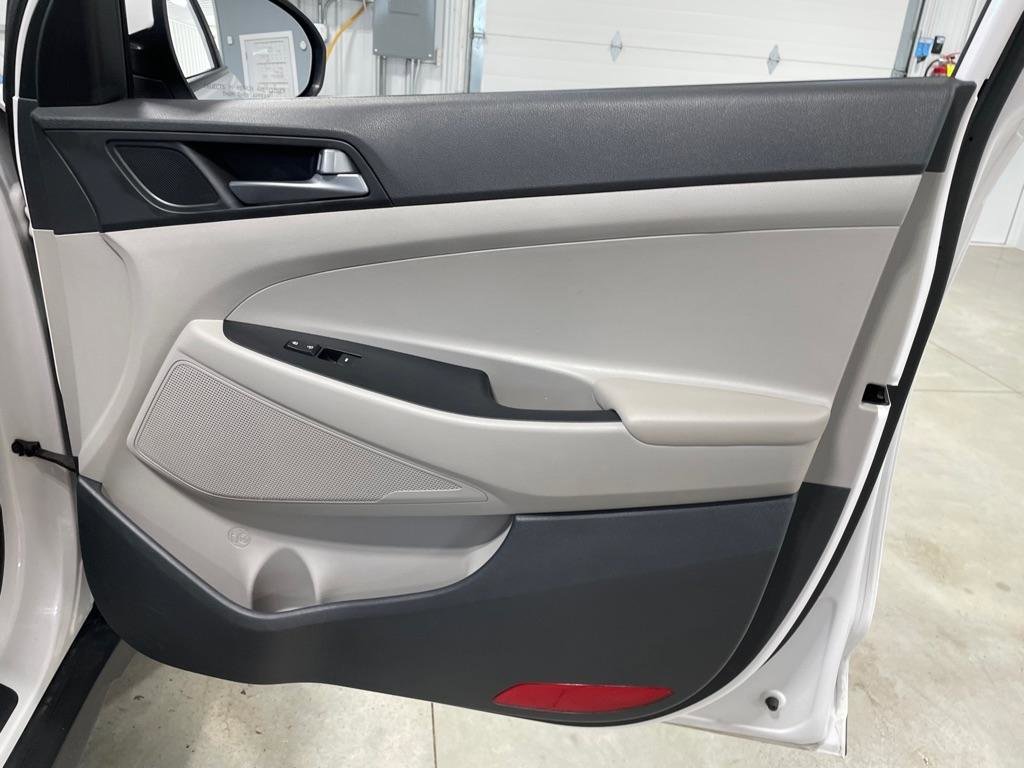 Used 2016 Hyundai Tucson SE w/ Option Group 02 image 26