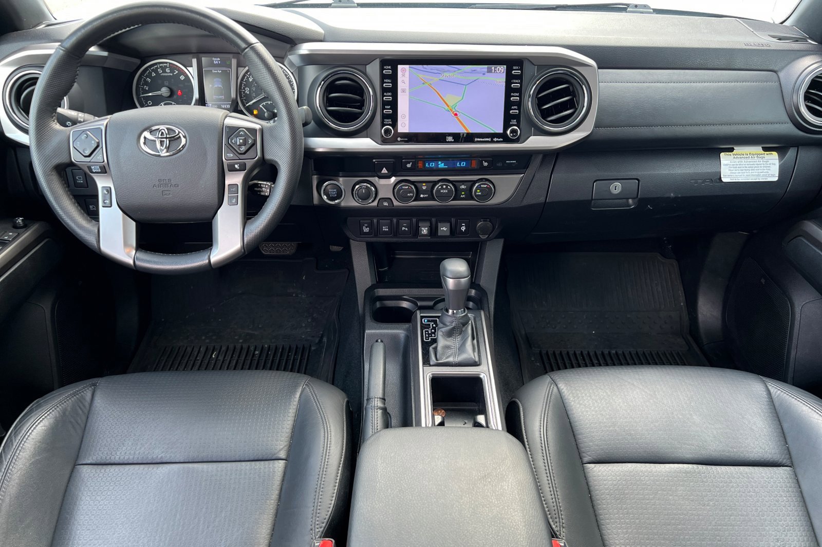 Used 2023 Toyota Tacoma Limited w/ Black Out Package (TMS) image 13