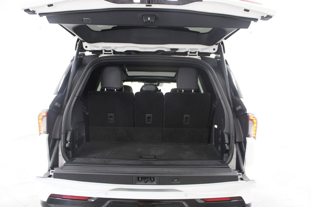 Used 2025 Lincoln Navigator Reserve w/ Jet Appearance Package image 16