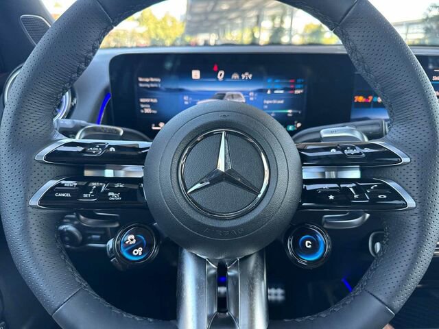 New 2026 Mercedes-Benz GLB 35 AMG 4MATIC image 24