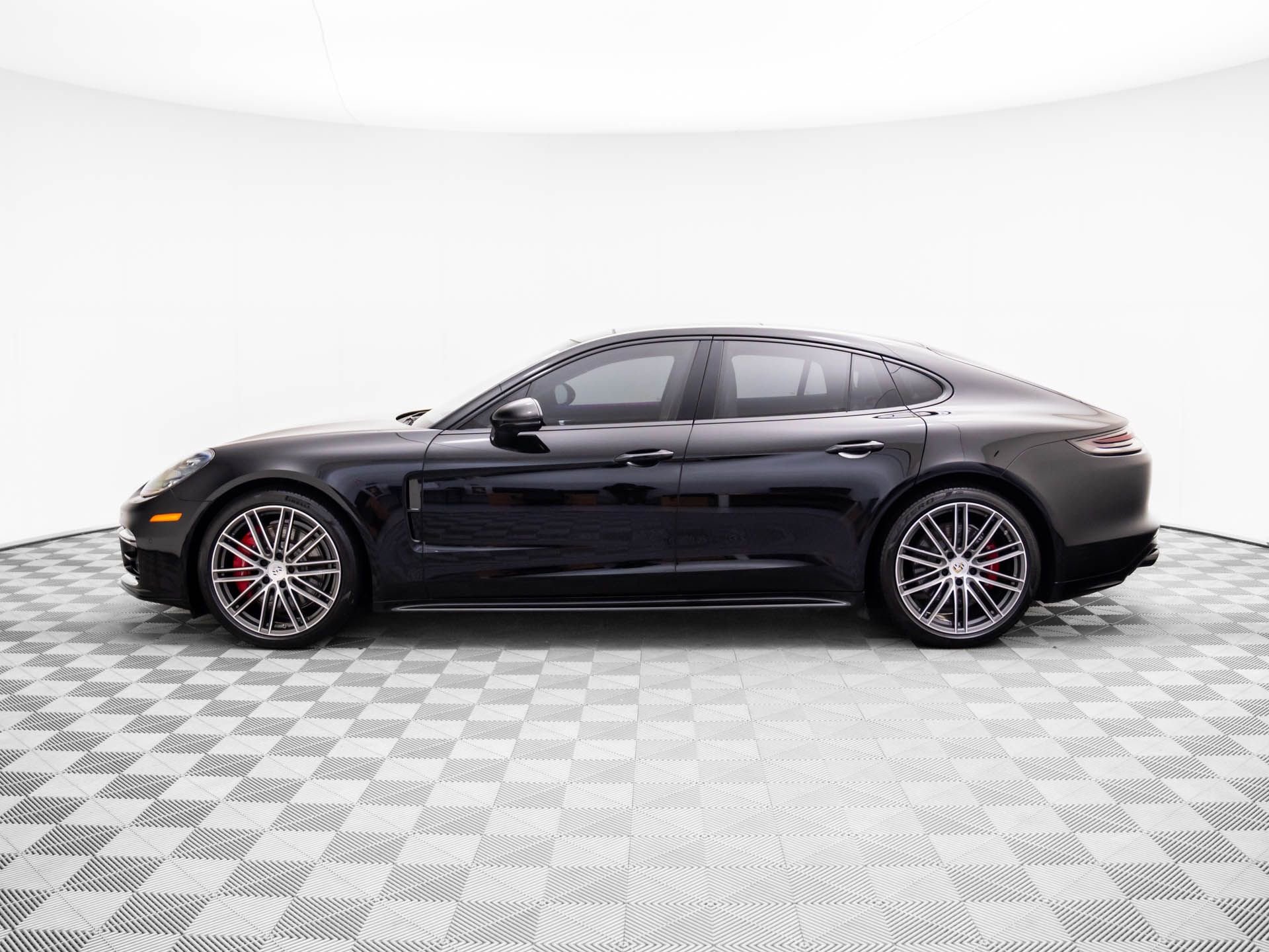 Used 2020 Porsche Panamera GTS video 2