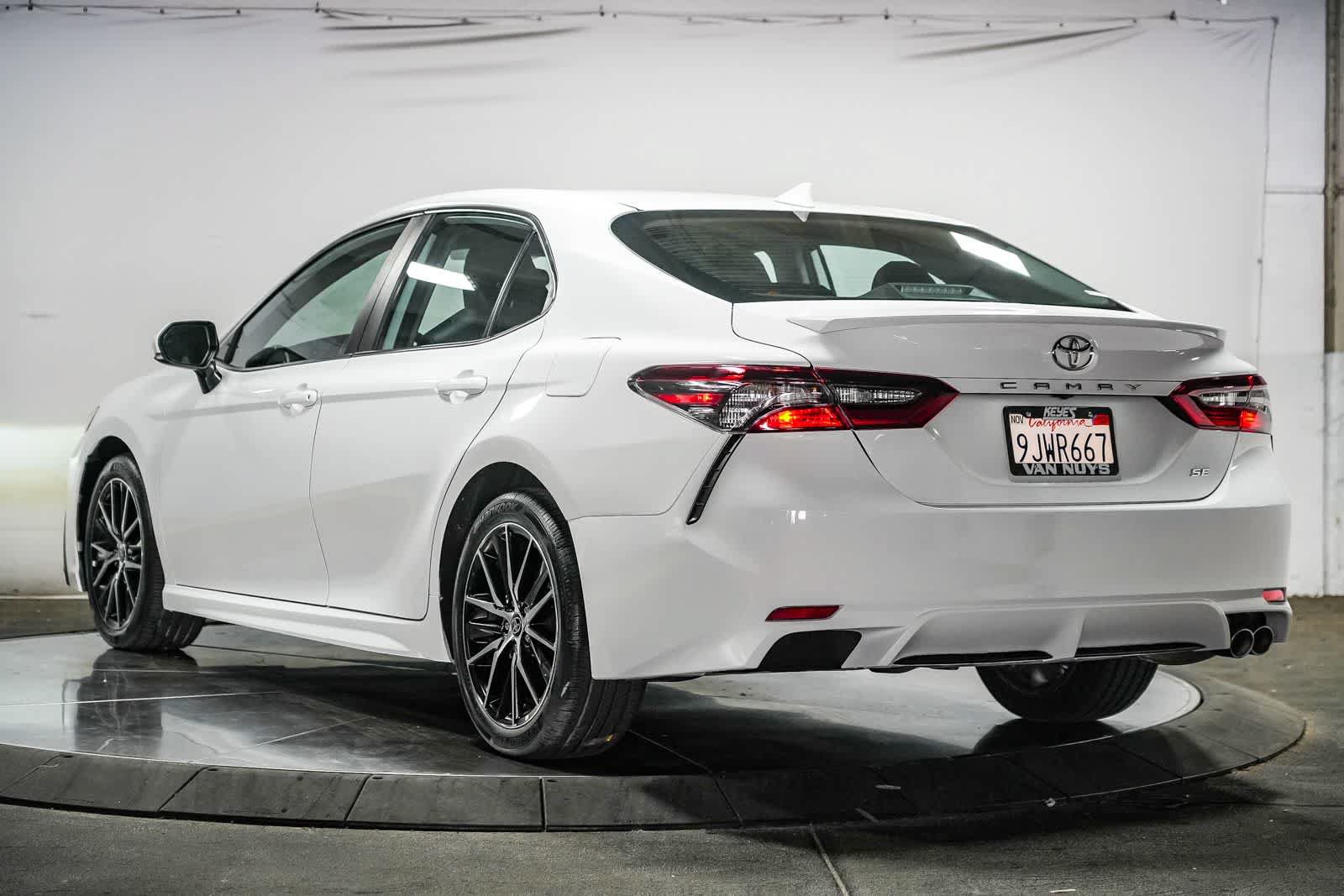 Certified 2024 Toyota Camry SE FWD image 5