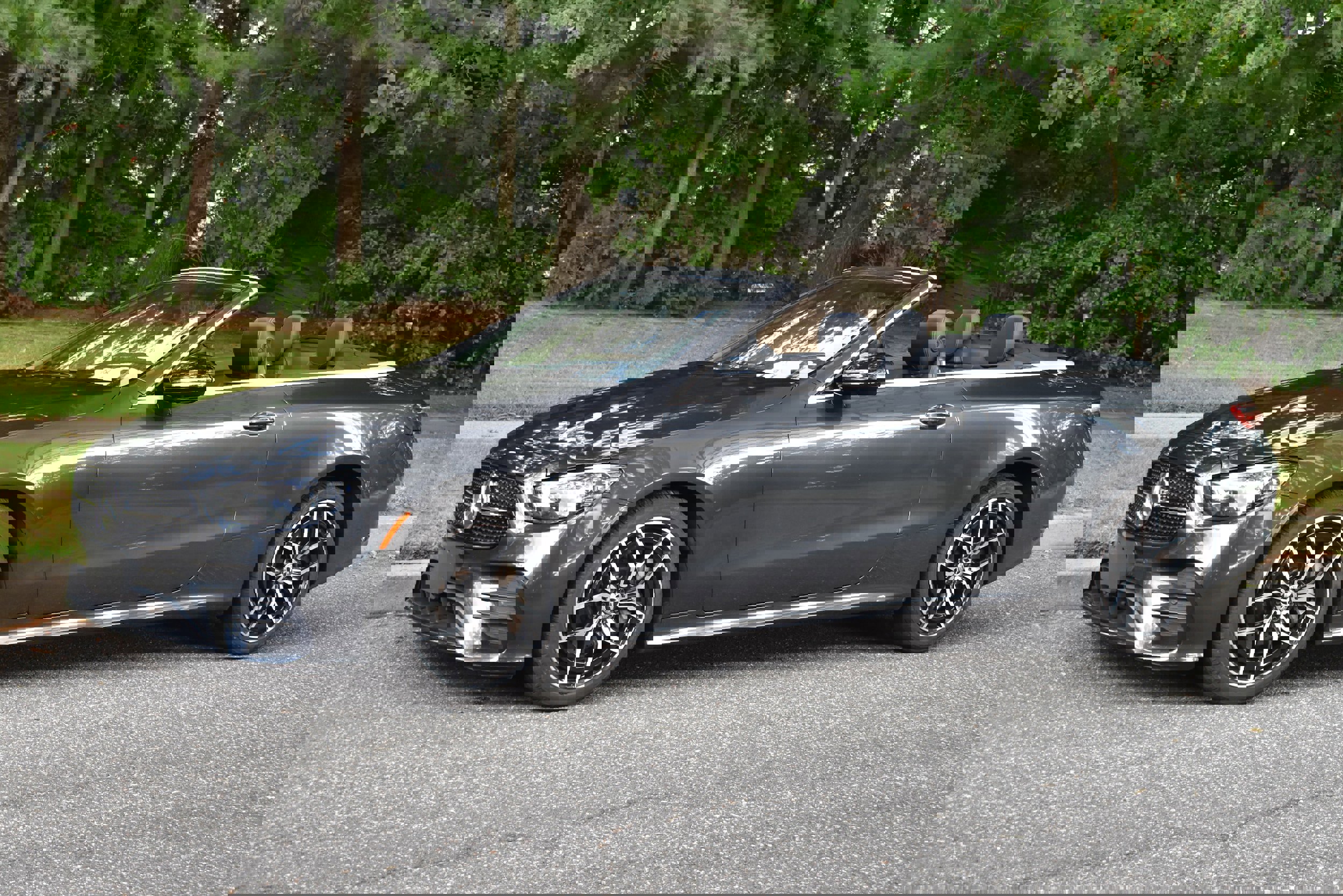 Used 2021 Mercedes-Benz E 450 4MATIC Cabriolet w/ AMG Line image 2