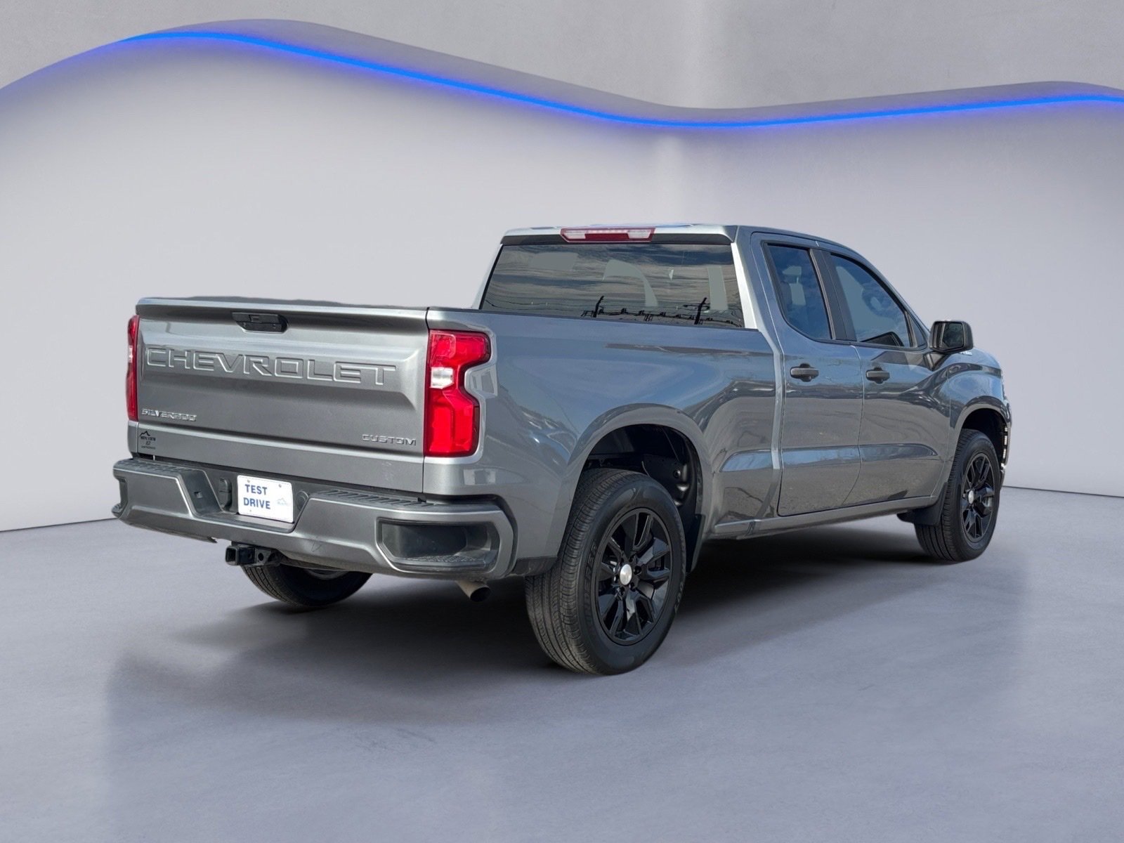 Used 2022 Chevrolet Silverado 1500 Custom image 11