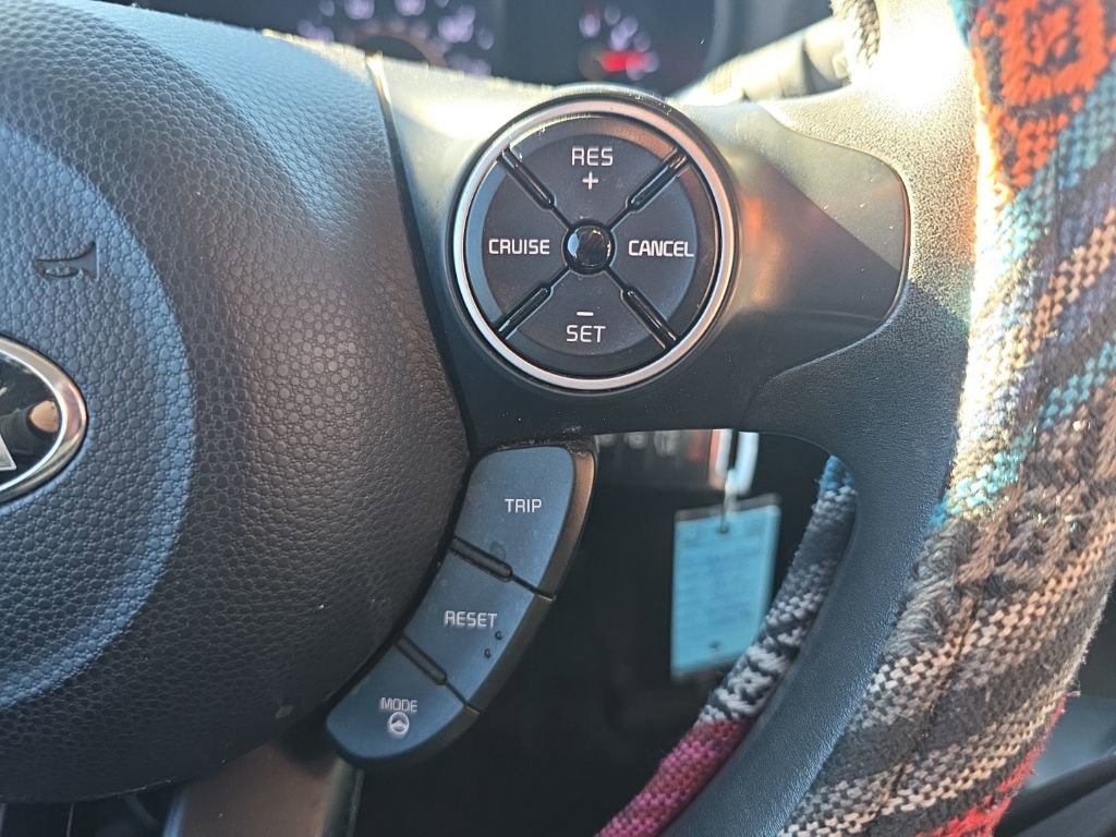 Used 2015 Kia Soul + image 21