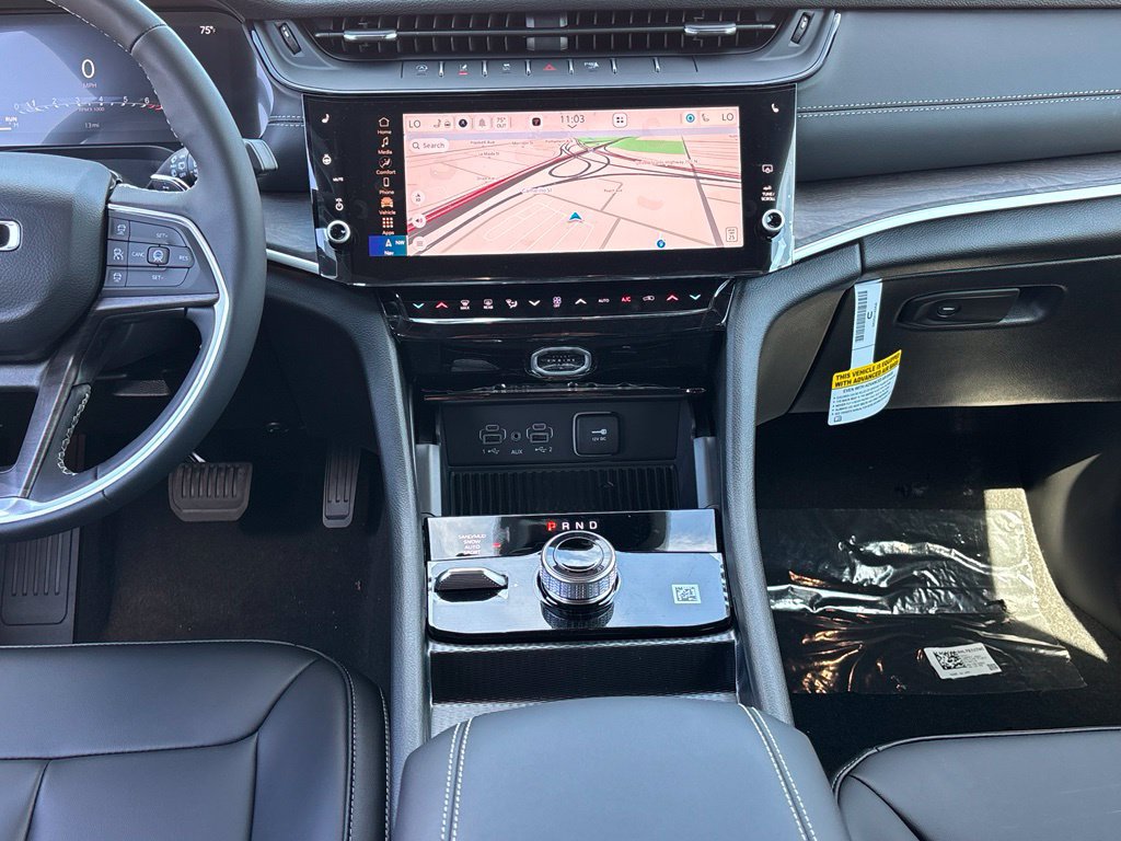 New 2027 Jeep Grand Cherokee Limited AWD/4WD image 13