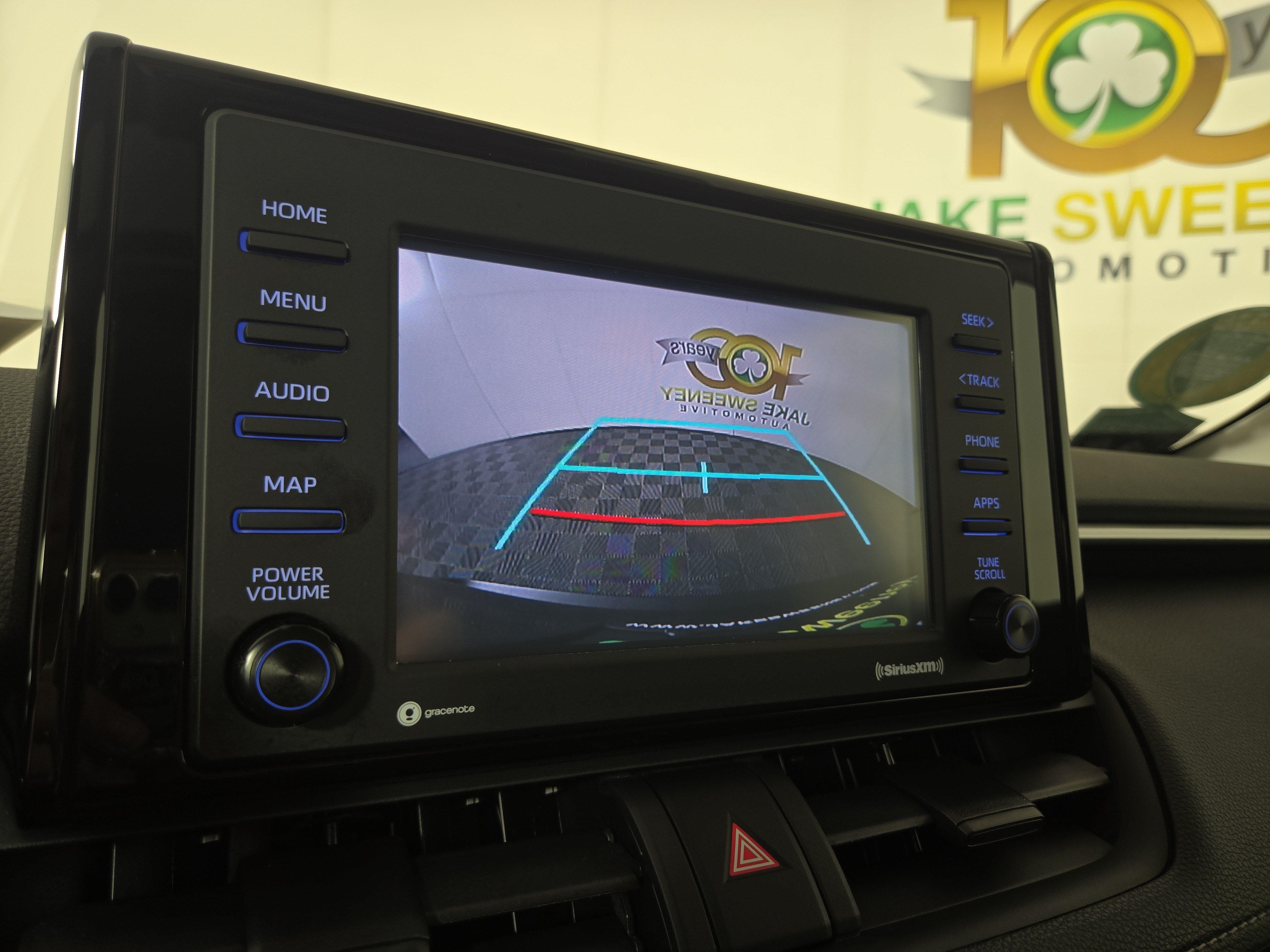 Used 2020 Toyota RAV4 XLE w/ Convenience Package FWD image 21