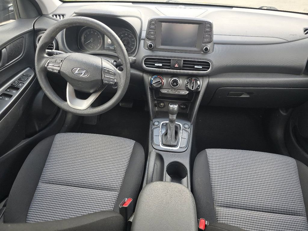 Used 2021 Hyundai Kona SE image 19