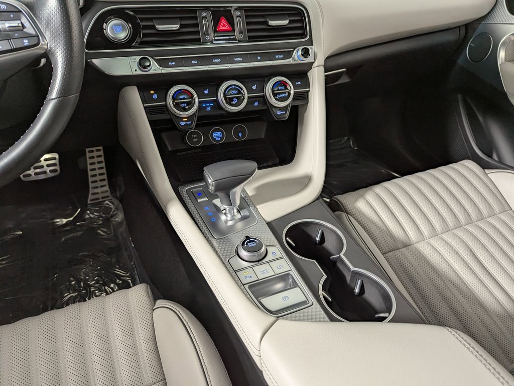 Used 2023 Genesis G70 2.0T w/ Sport Prestige Package image 37