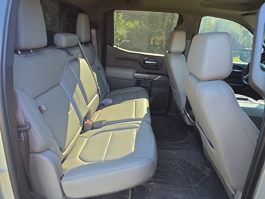 Used 2019 Chevrolet Silverado 1500 LTZ w/ LTZ Premium Package AWD/4WD image 16