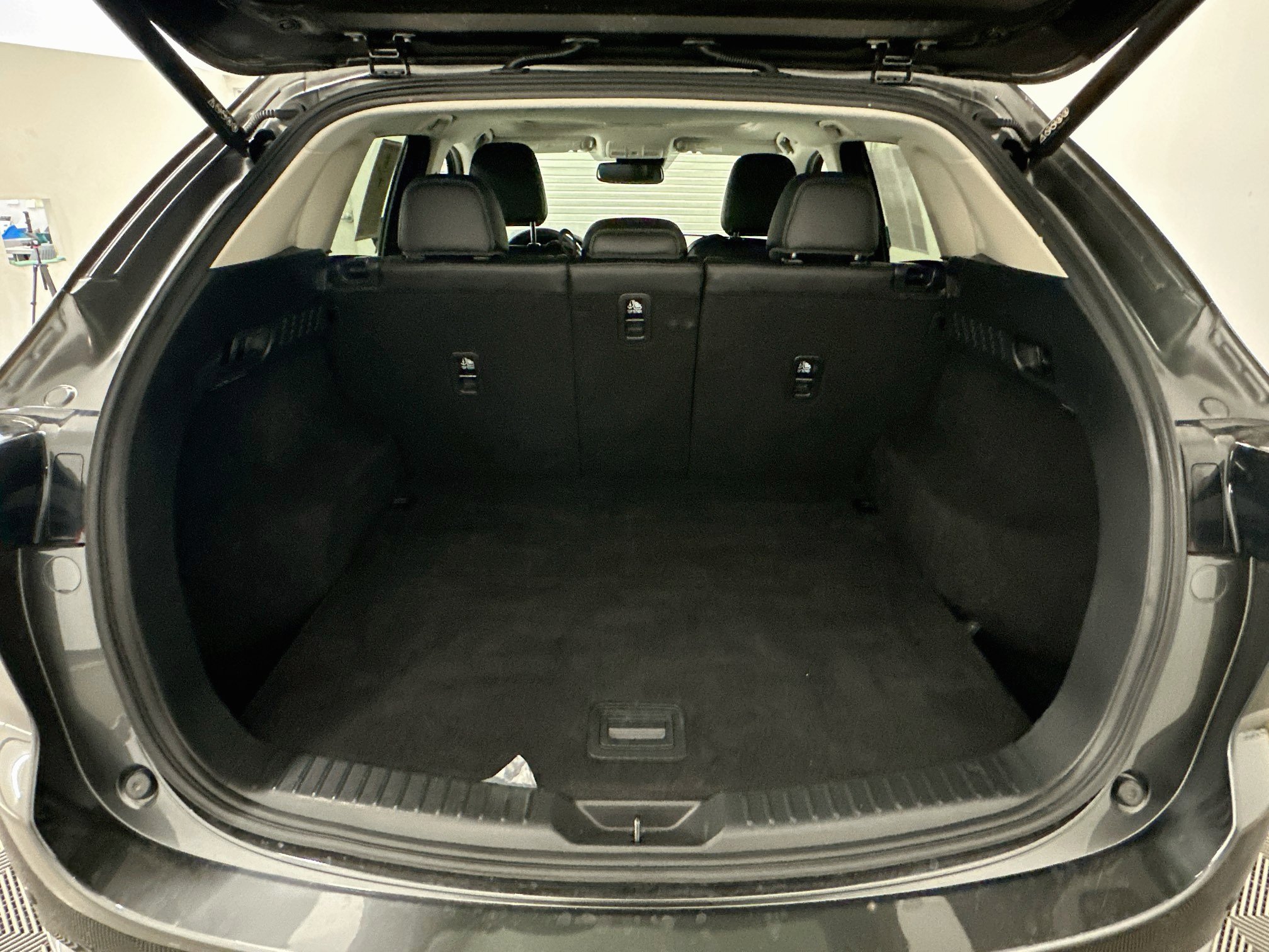 Used 2025 MAZDA CX-5 AWD 2.5 S w/ Premium Plus Pkg image 31