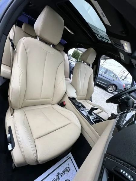 Used 2018 BMW 330i Sedan w/ Convenience Package RWD image 22