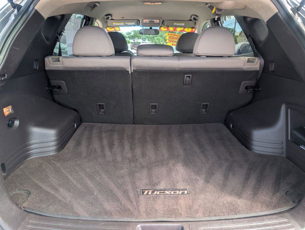 Used 2015 Hyundai Tucson GLS FWD image 11