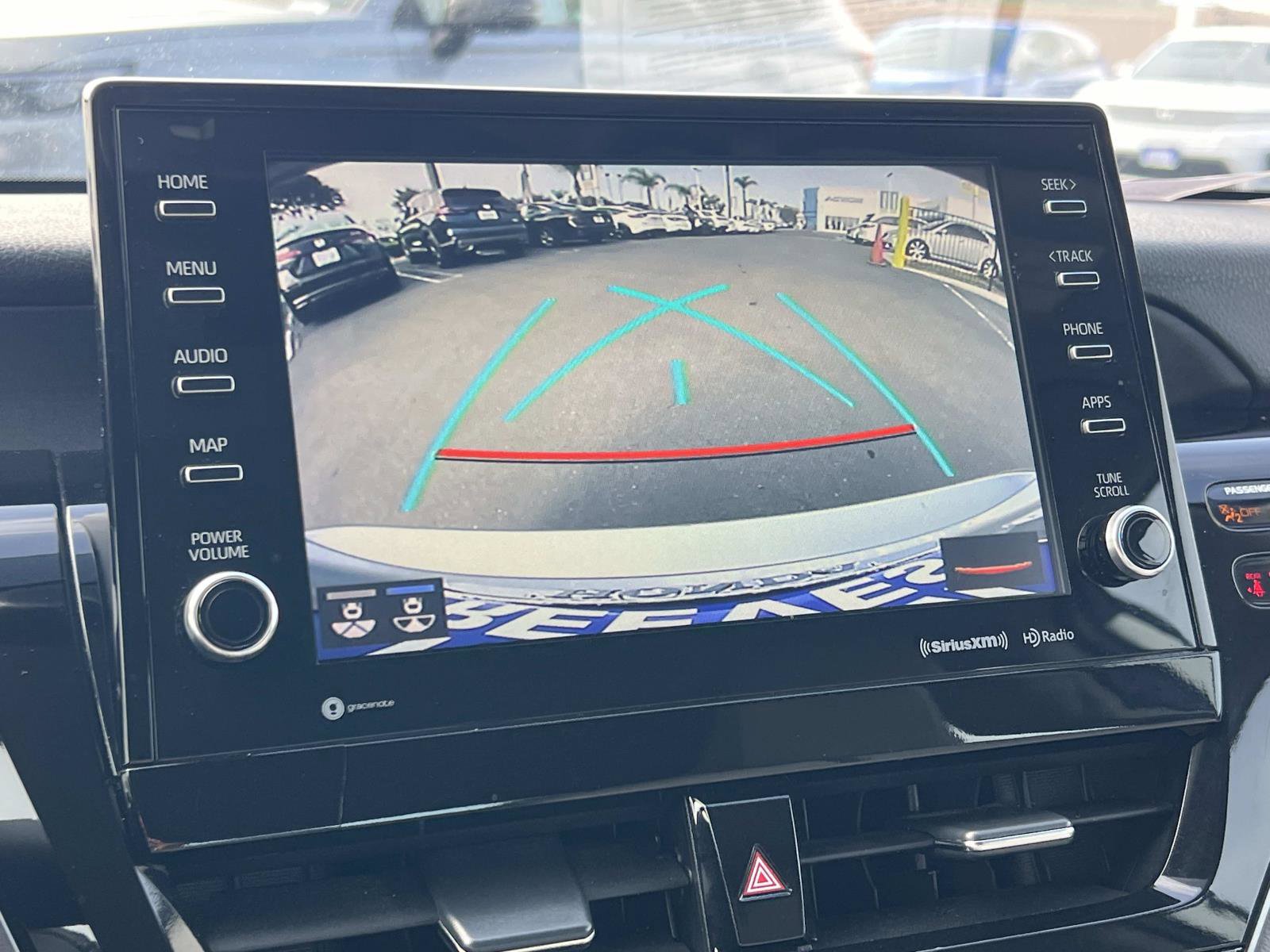 Used 2023 Toyota Camry XLE image 14