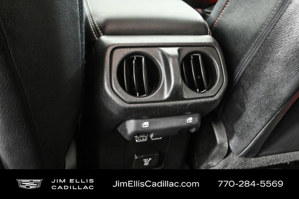 Used 2020 Jeep Wrangler Unlimited Sahara image 18