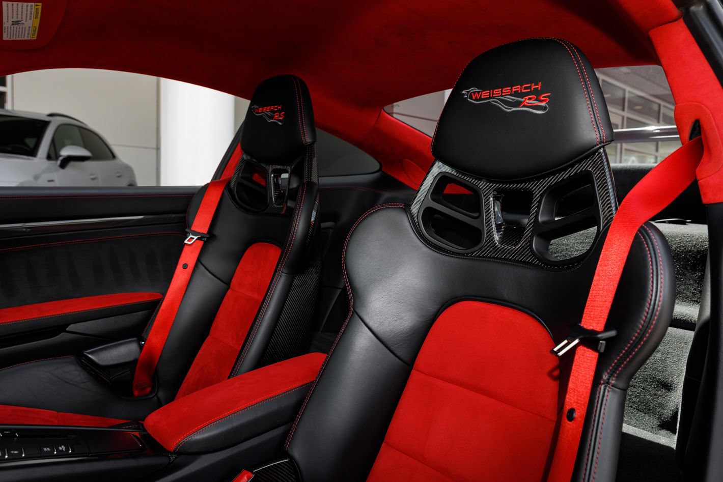 Used 2018 Porsche 911 GT2 RS w/ Weissach Package RWD image 55