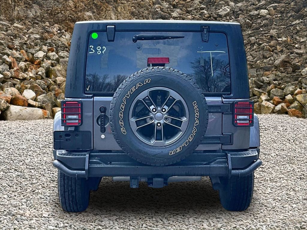 Used 2018 Jeep Wrangler Sport image 4