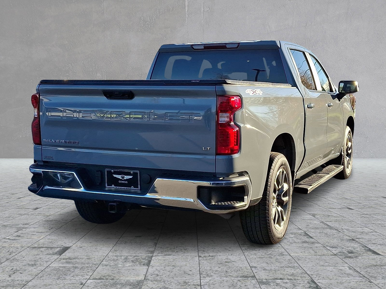 Used 2024 Chevrolet Silverado 1500 LT image 11