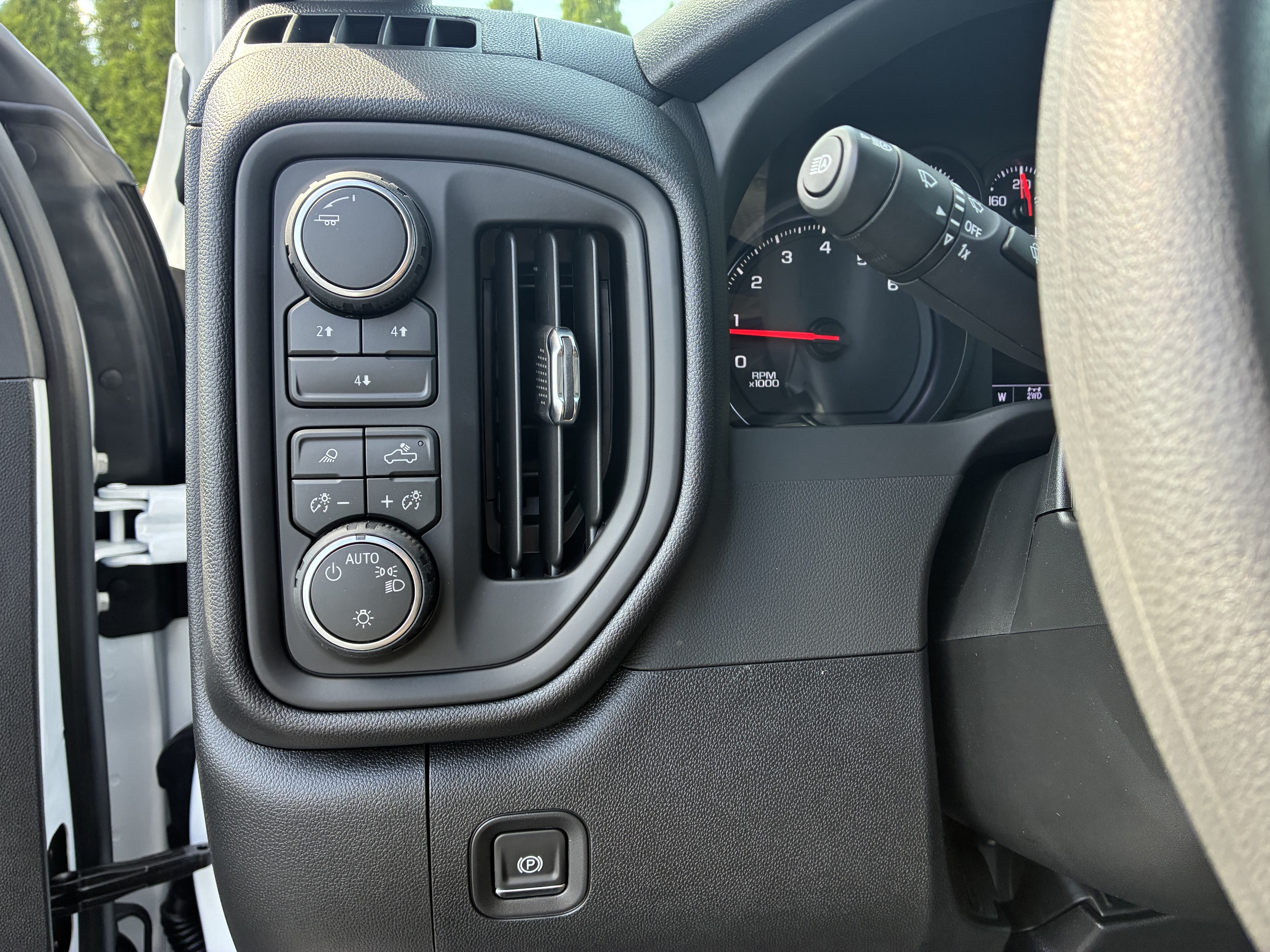 New 2026 Chevrolet Silverado 3500 W/T AWD/4WD image 26