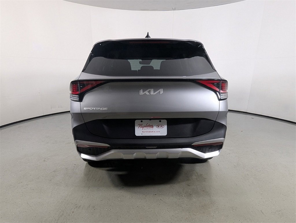 Used 2025 Kia Sportage LX image 6