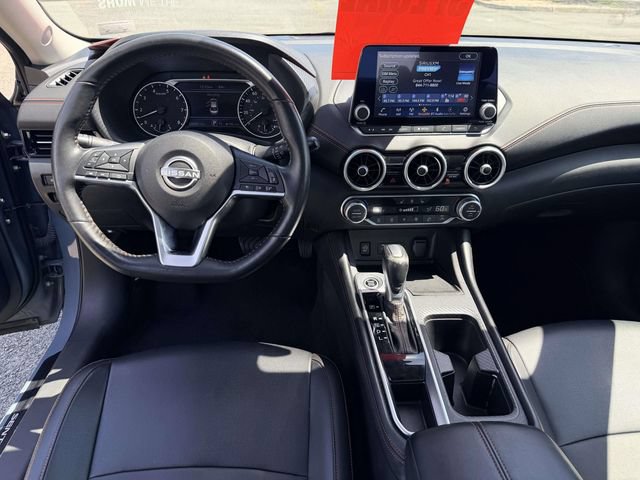Used 2025 Nissan Sentra SR w/ SR Premium Package FWD image 18