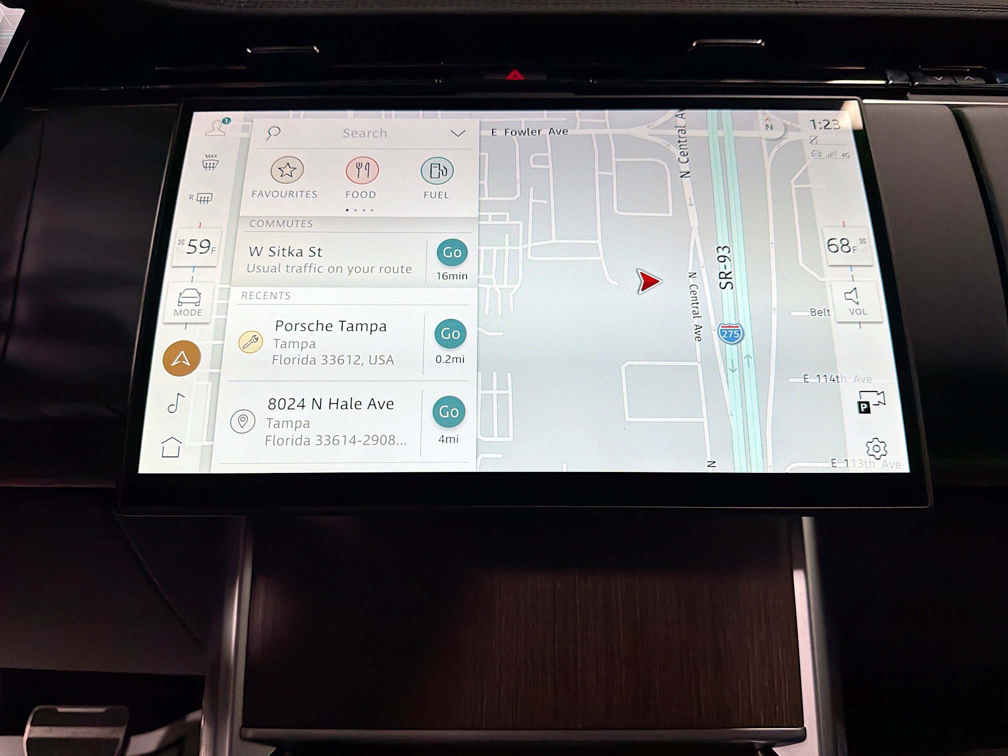 Used 2025 Land Rover Range Rover Long Wheelbase SE image 31