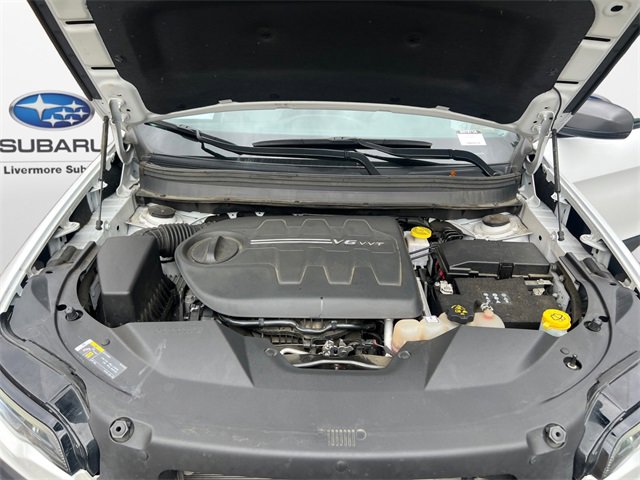 Used 2020 Jeep Cherokee Trailhawk image 11