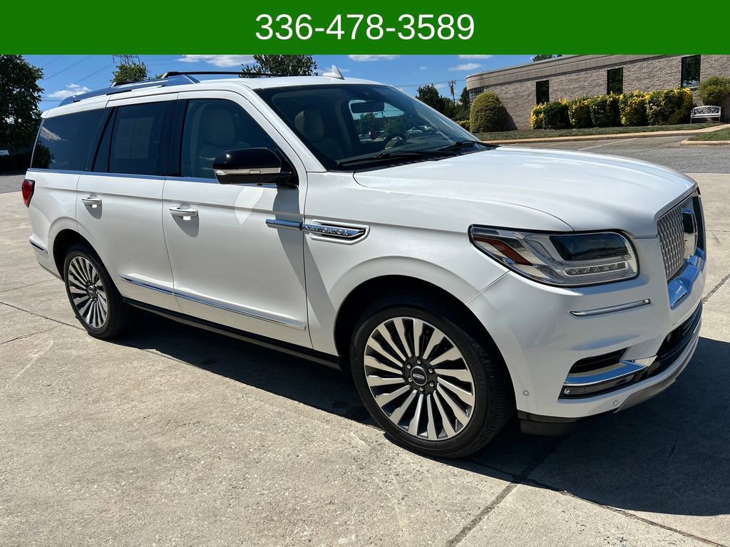 Used 2021 Lincoln Navigator Reserve w/ Luxury Package AWD/4WD image 7