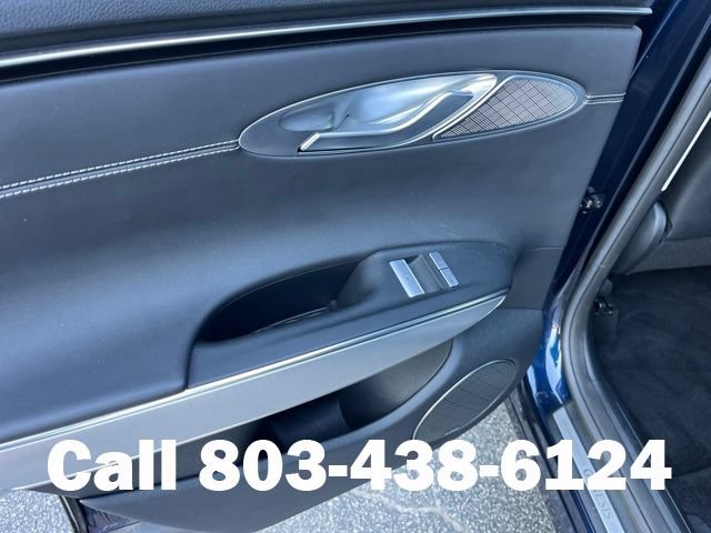 Used 2022 Genesis GV70 2.5T w/ Select Package AWD/4WD image 13
