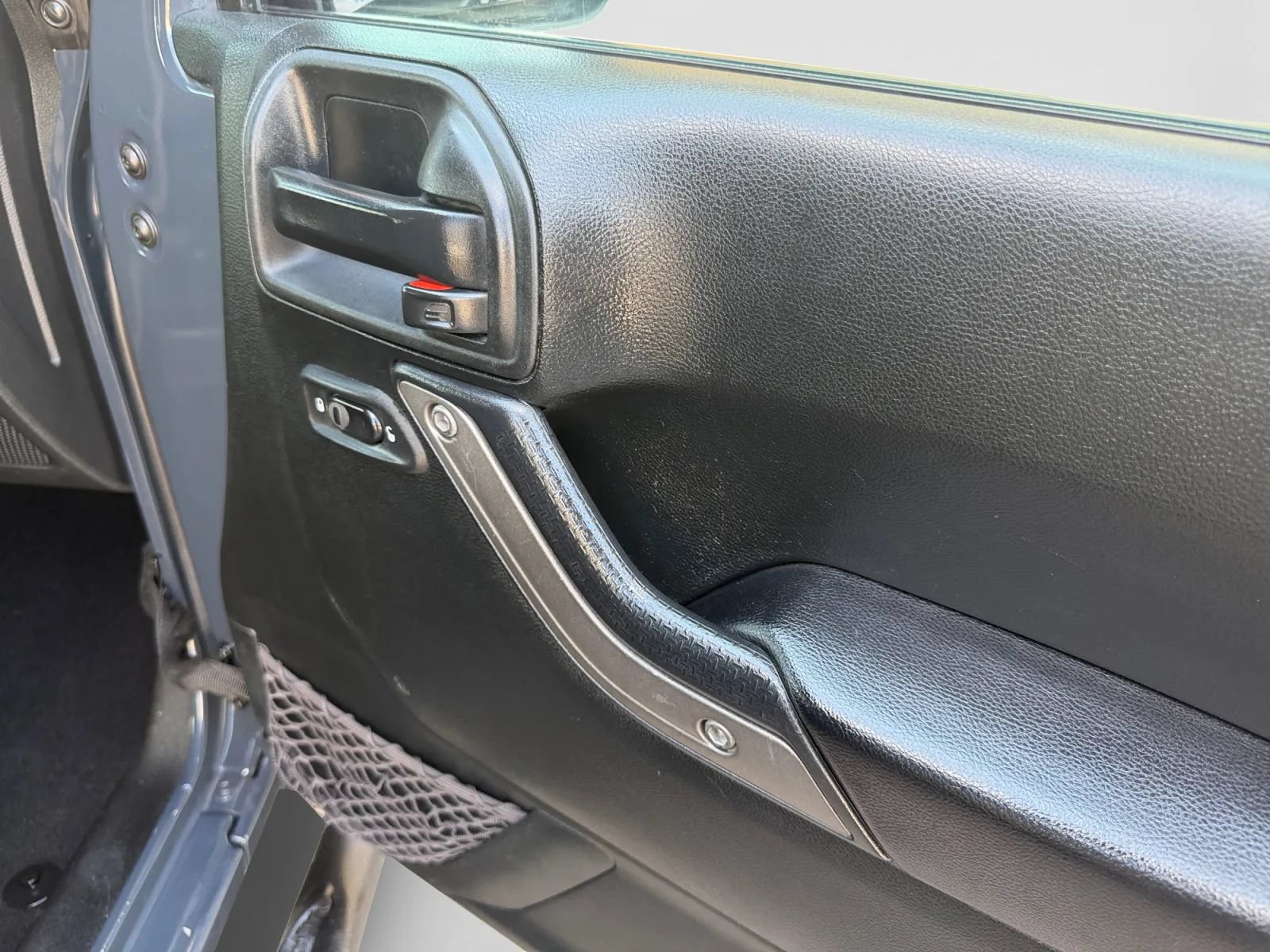 Used 2018 Jeep Wrangler Unlimited Sport S AWD/4WD image 23