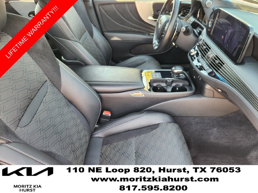 Used 2023 Lexus LS 500 F Sport w/ Cold Weather Package (CK) RWD image 19