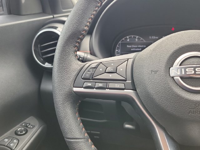 Used 2023 Nissan Kicks SR FWD image 19