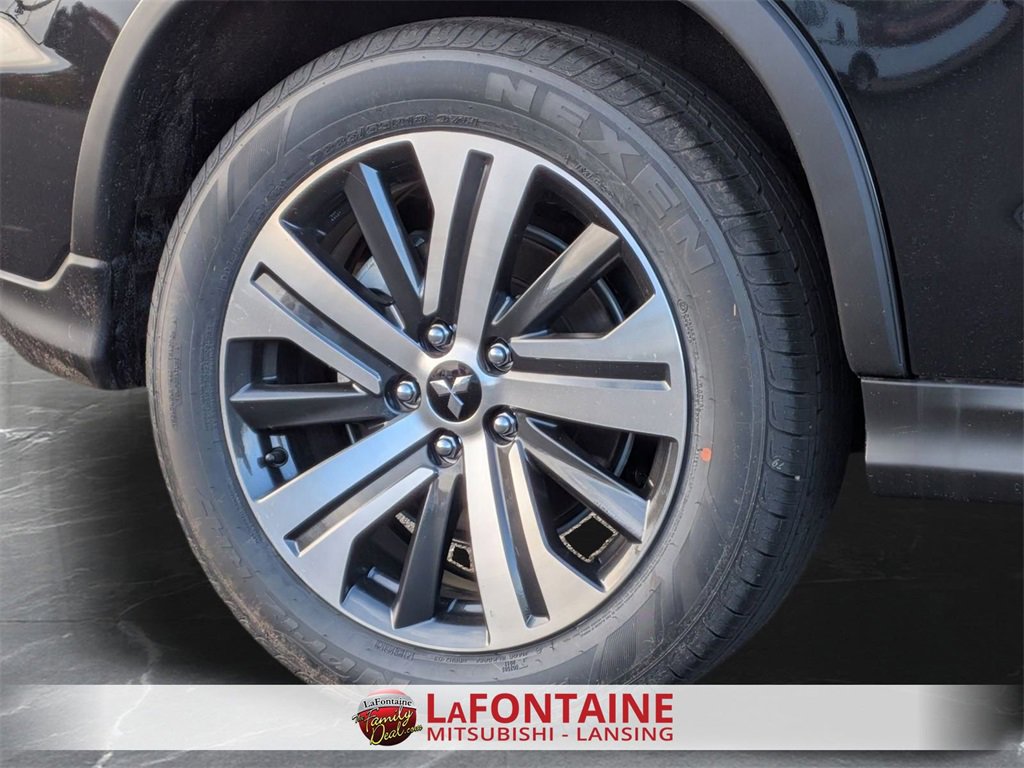 New 2025 Mitsubishi Outlander Sport SE image 30