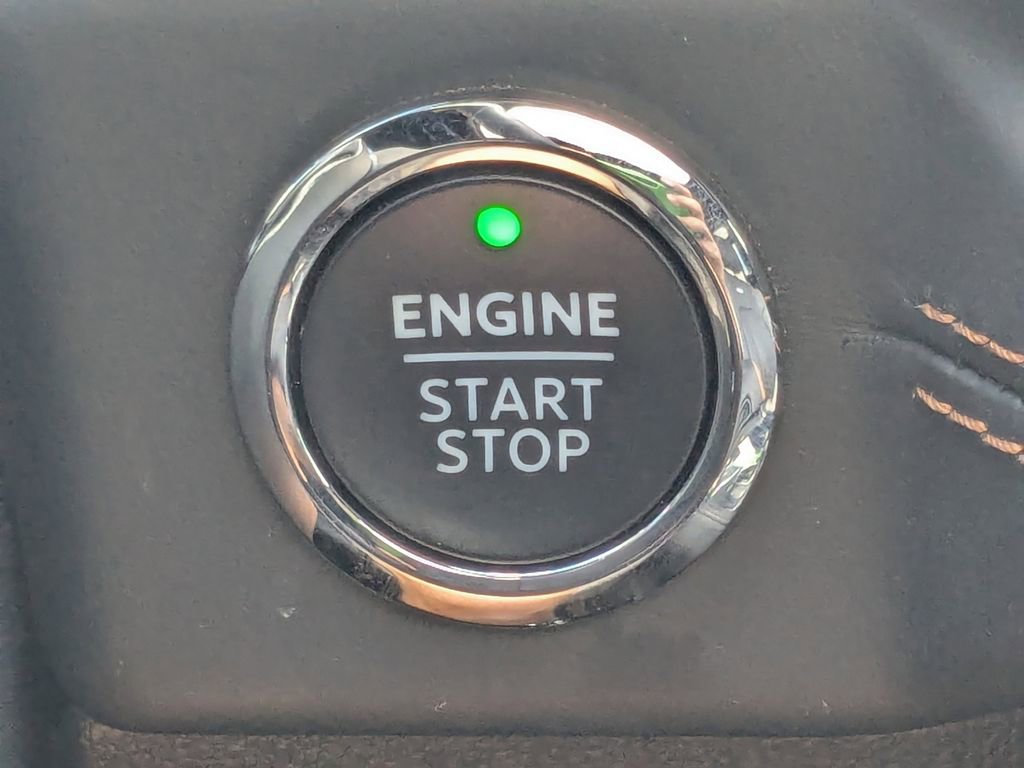 Used 2024 Ford Expedition Max Platinum image 16