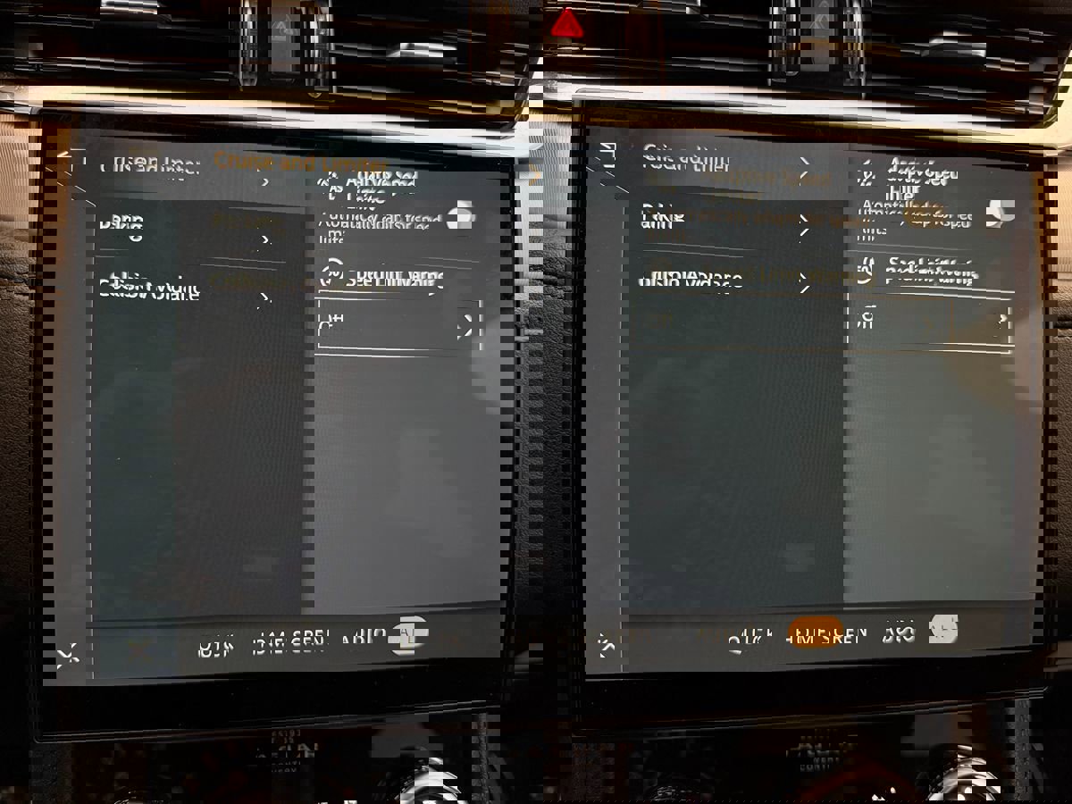 Used 2022 Jaguar F-PACE S image 26