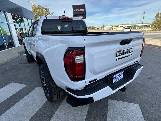 New 2026 GMC Canyon AT4 w/ AT4 Premium Package image 7