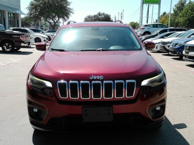 Used 2019 Jeep Cherokee Latitude w/ Popular Appearance Group FWD image 2