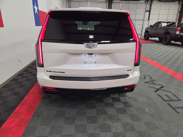 Used 2023 Cadillac Escalade ESV Sport Platinum w/ LPO, ONYX Package image 29