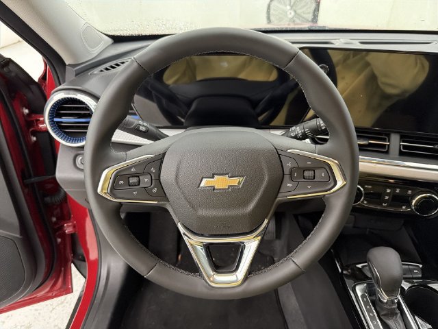 Certified 2026 Chevrolet Trax LT w/ Sunroof Package FWD image 30