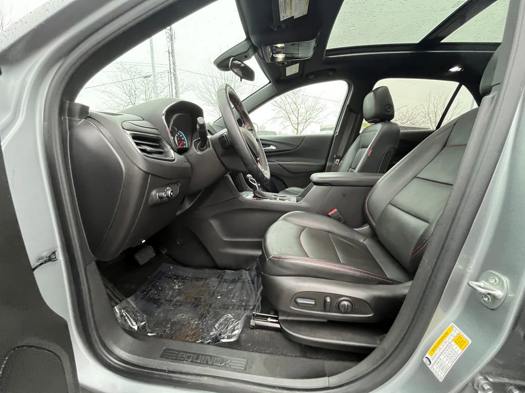 Certified 2023 Chevrolet Equinox RS w/ RS Leather Package image 11