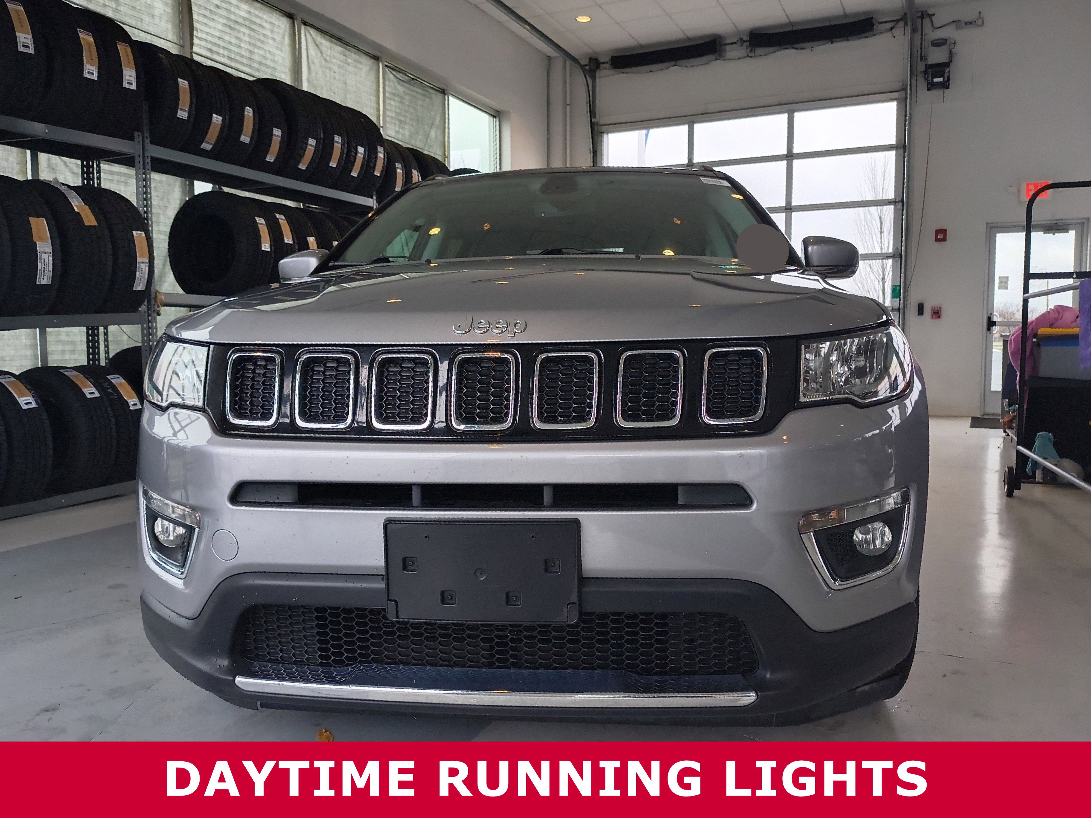 Used 2019 Jeep Compass Limited image 29